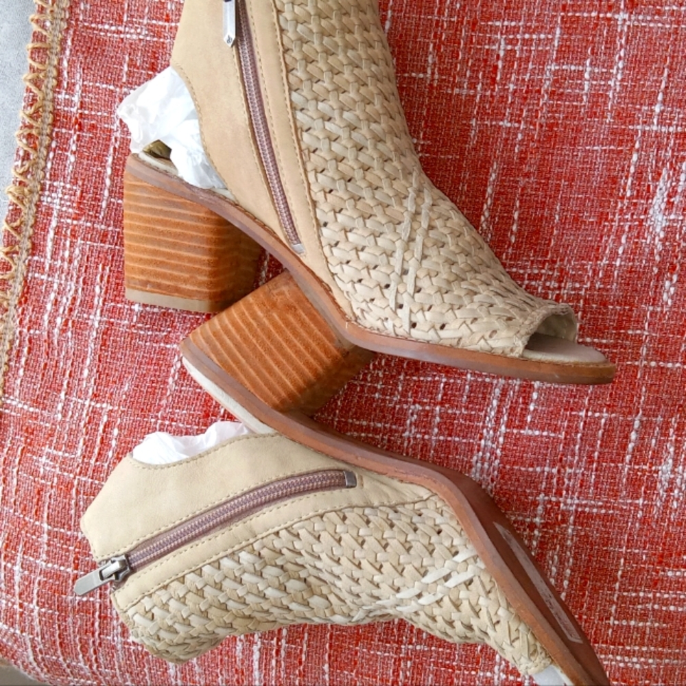 Sam Edelman Fall sandals!